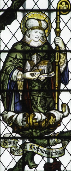 이오나의 성 골룸바_by Charles Eamer Kempe_photo by Lawrence OP_in the chapel of the House of St Stephen in Oxford_England.jpg